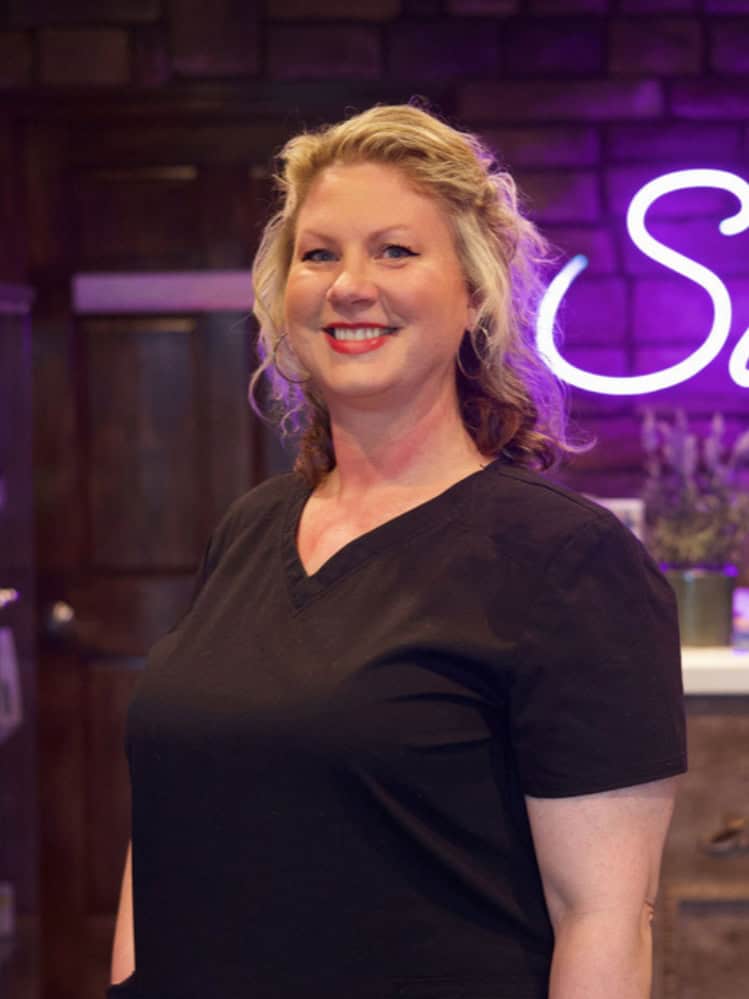 Sarah Dietz Headshot